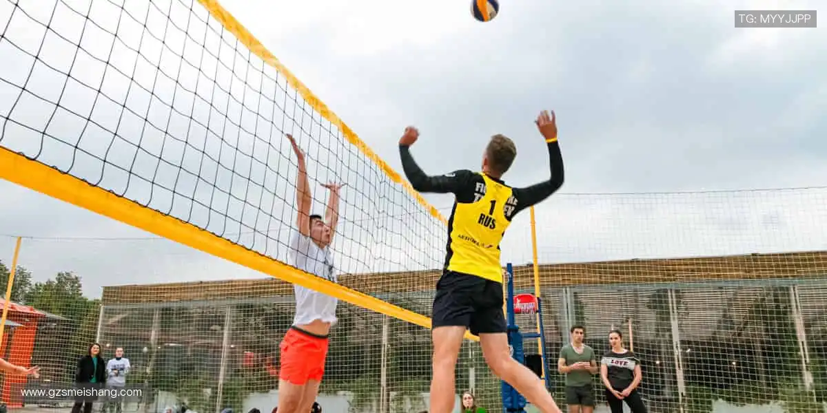 ⚽️ 绿茵激战，等你来见证奇迹！